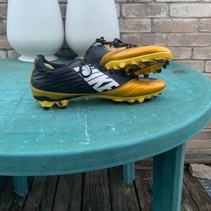 Nike vapor speed cleats
